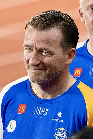 <span class="mw-page-title-main">Vladimír Šmicer</span> Czech footballer (born 1973)