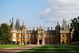 Waddesdon Manor (1874), casa di famiglia della famiglia Rothschild