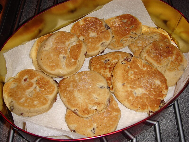 File:Welsh cakes2.jpg