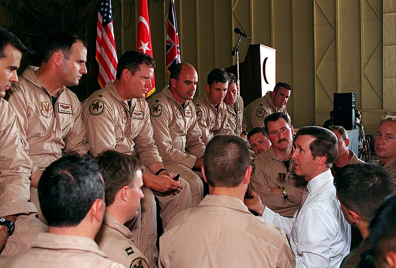 File:William S. Cohen talks with pilots of the 125th Fighter Squadron while visiting Incirlik Air Base.jpg