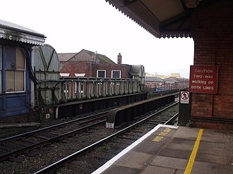 Worcester Foregate Street station Worcester Foregate Street Station - Railway Bridge - Cafe Loco (6360234509).jpg