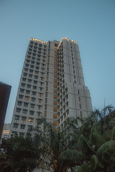 File:Yale-NUS Elm Residential College - Sep 2019.jpg