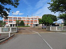 ファイル:Yokote_City_Hall_Omori_Government_Building_1.jpg