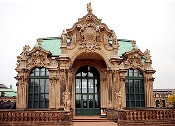 Zwinger Wallpavillon Gartenseite, Dresden.jpg