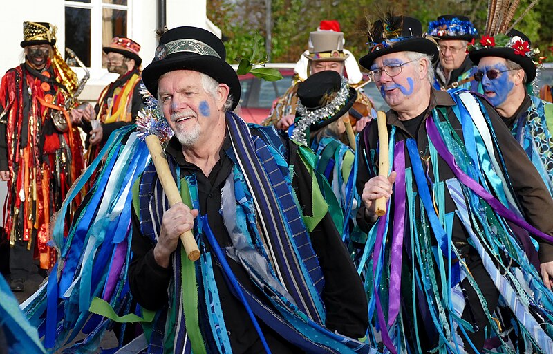 File:18.12.16 Ringheye Morris Dance at the Bird in Hand Mobberley 041 (31731207845).jpg