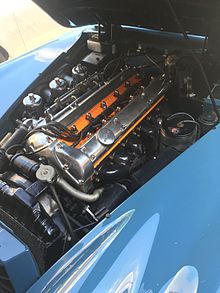 XK150 S 3.4L XK engine with orange paint used on S models with "straight port" cylinder heads fitted with three carburettors 1959 XK150 S 3.4L straight-6.jpg