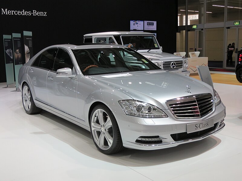 File:2012 Mercedes-Benz S 350 (W 221 MY11) BlueEFFICIENCY sedan (2012-10-26) 01.jpg