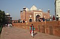 Agra-Taj Mahal-24-Moschee-2018-gje.jpg