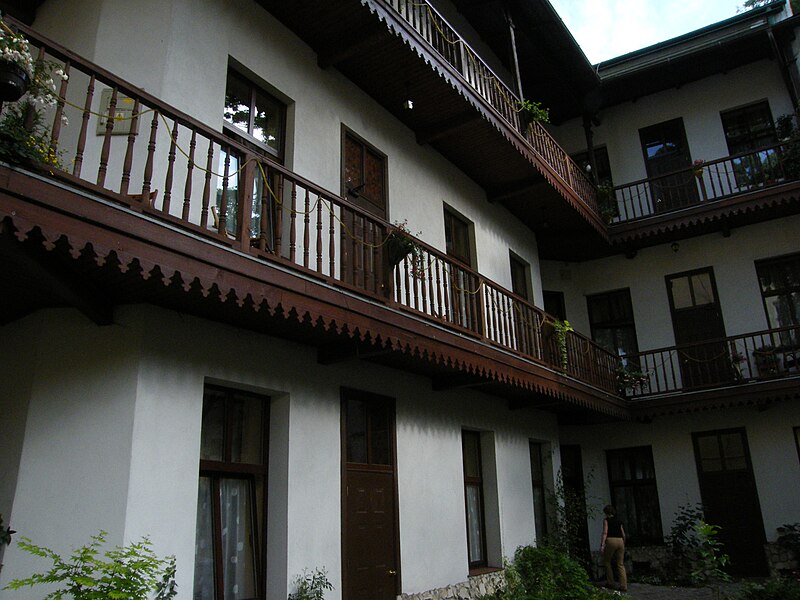 File:Albergo " Globtroter" - panoramio.jpg