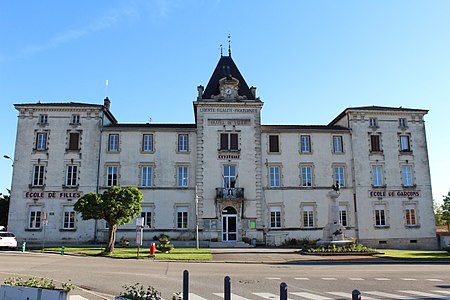 Ancienne mairie Ceyzériat 22.jpg