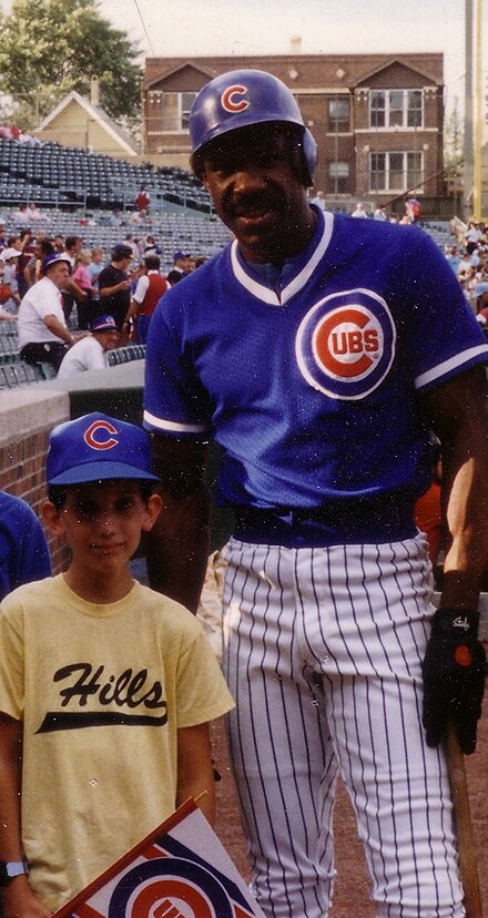 Andre Dawson meeting a young fan in 1988.