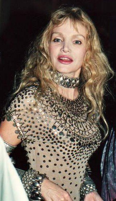 Arielle Dombasle 2000s.jpg