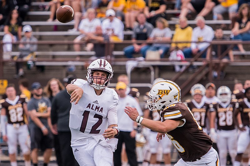 File:Baldwin Wallace Yellow Jackets vs. Alma Scots (44587146251).jpg