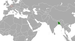 মানচিত্র Bangladesh এবং Luxembourg অবস্থান নির্দেশ করছে