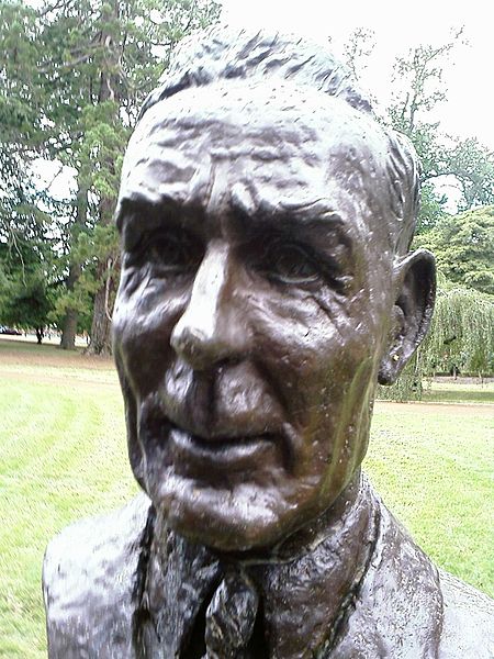 File:Ben Chifley bust.jpg