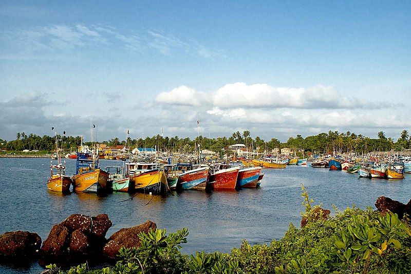 File:Beruwala Fishery Harbour.jpg