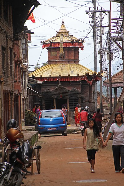 File:Bhaktapur-10-Tempel-2015-gje.jpg