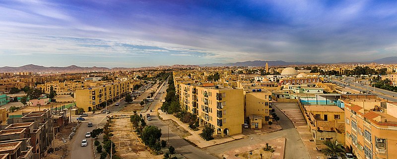 File:Biskra Panoramique2.jpg