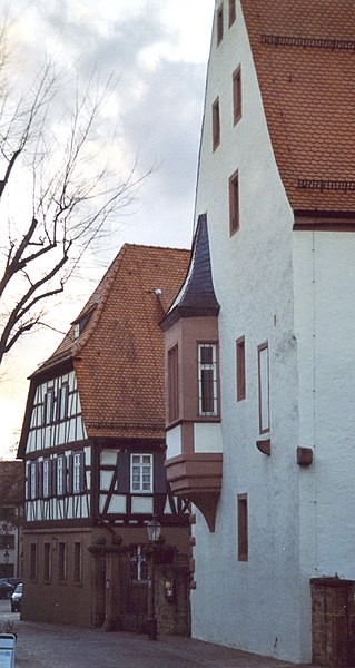 File:Buchen - Museumshof.jpg