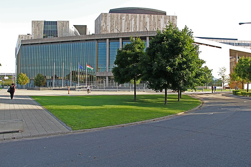 File:Budapest - Müpa.jpg