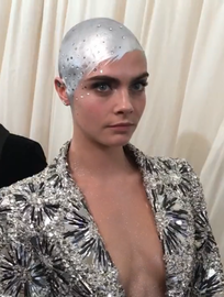 Cara Delevingne no MET Gala de 2017