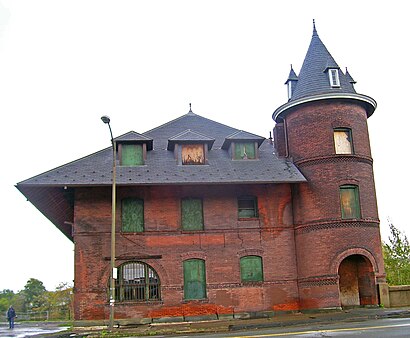 Central Railroad of New Jersey Freight Station, Scranton, PA.jpg