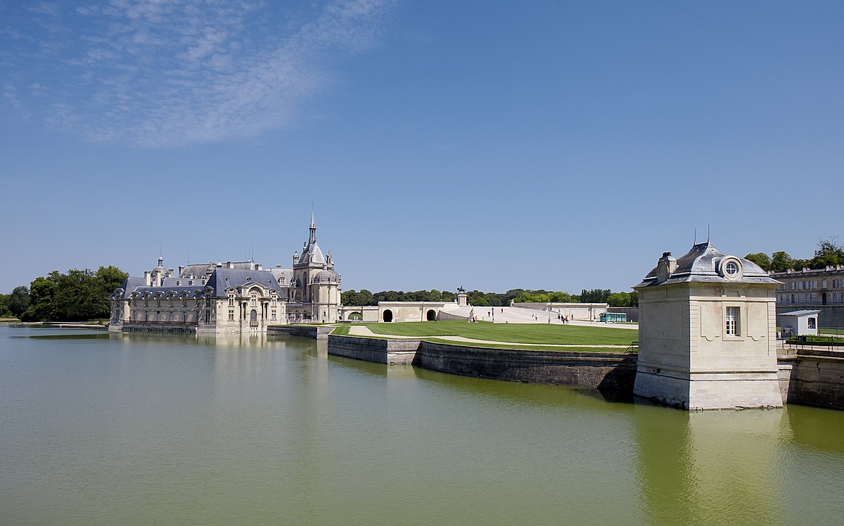 File:Château de Chantilly 2.jpg - Wikipedia