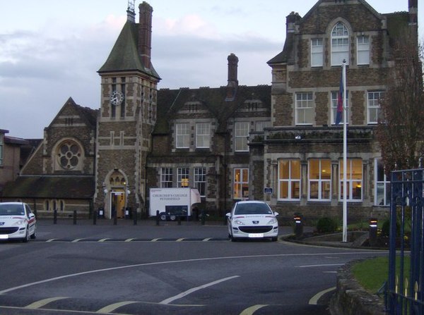 Front elevation of Churcher's College, 2007