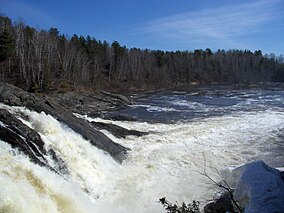 Chutes from viewing platform.jpg