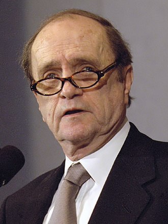 Newhart in 2002