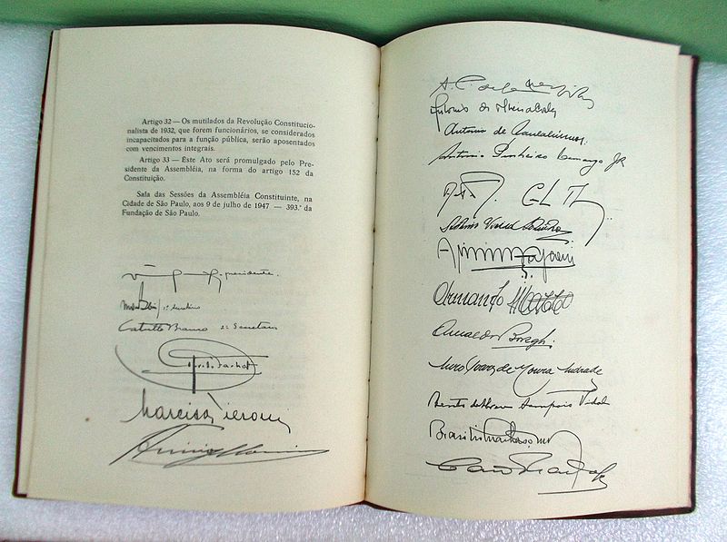 File:Constituição Política do Estado de São Paulo de 1947 assinaturas.JPG