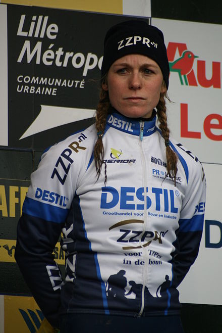 Daphny van den Brand est l'une des principales rivales de Marianne Vos en cyclo-cross.