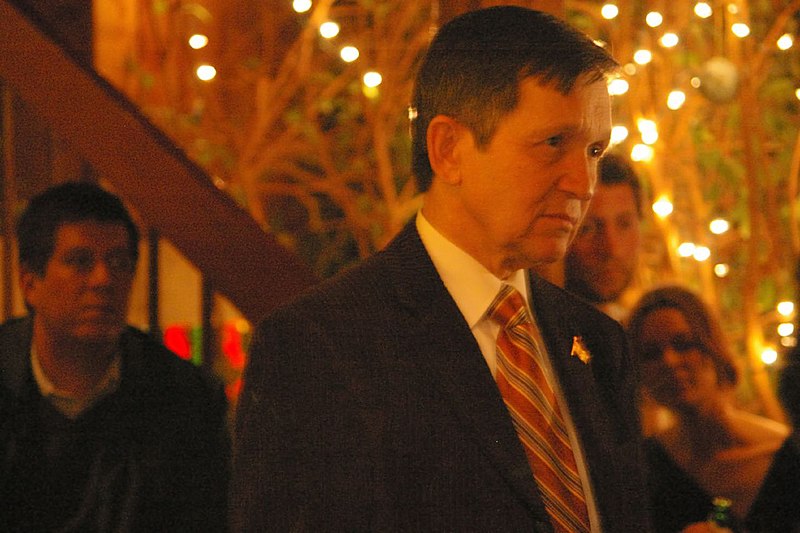 File:Dennis Kucinich (2099154382).jpg