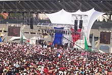 Scène du stade pour de discours de Ségolène Royal.