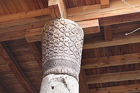 Chapiteau d'une colonne de la mosquée Djouma.
