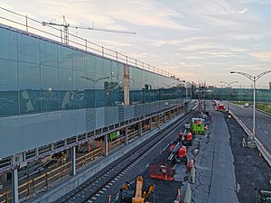 Du Quartier station.jpg