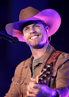 <span class="mw-page-title-main">Dustin Lynch</span> American country music singer