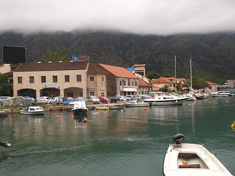 File:E80, Kotor, Montenegro - panoramio (6).jpg