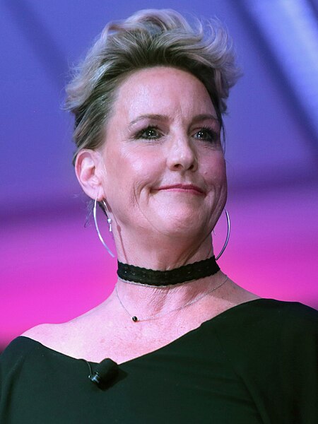 File:Erin Brockovich (30109127682).jpg