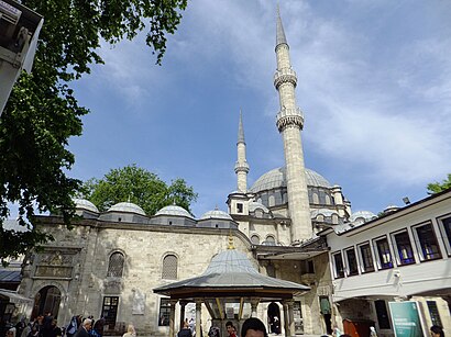 How to get to Eyüp Sultan Camii with public transit - About the place