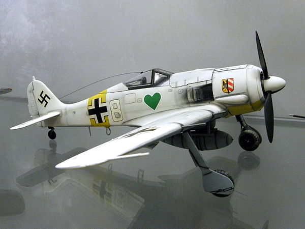 Scale model of Focke-Wulf Fw 190A-4 JG 54.