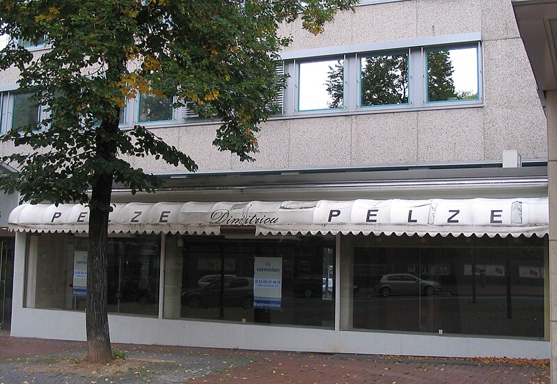 File:Freistuhl Nr 3, Dortmund, 2010 b.jpg