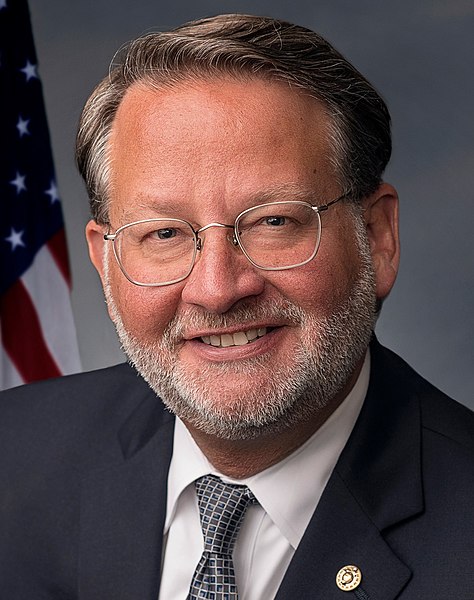 File:Gary Peters official photo 115th congress (cropped).jpg