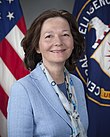 Gina Haspel portrait.jpg officiel de la CIA