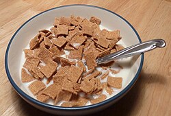 Goldengrahams dengan milk.jpg