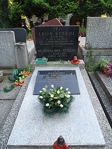 Grob Leona Strehla.JPG