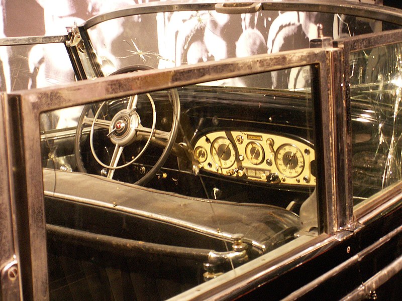 File:Hitlers Car 2 db.jpg