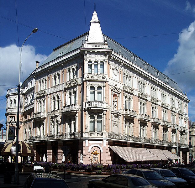 File:Hotel George in Lviv (1).jpg