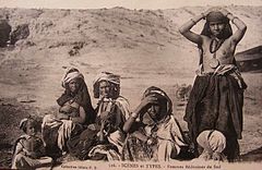 Ideale PS - 526 - Femmes bedouines du sud.jpg