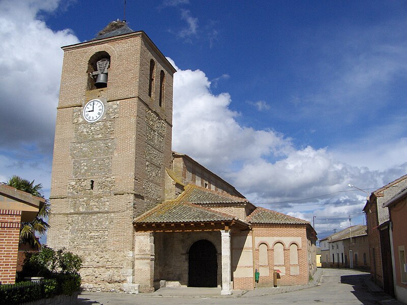File:Iglesia Villeguillo.JPG